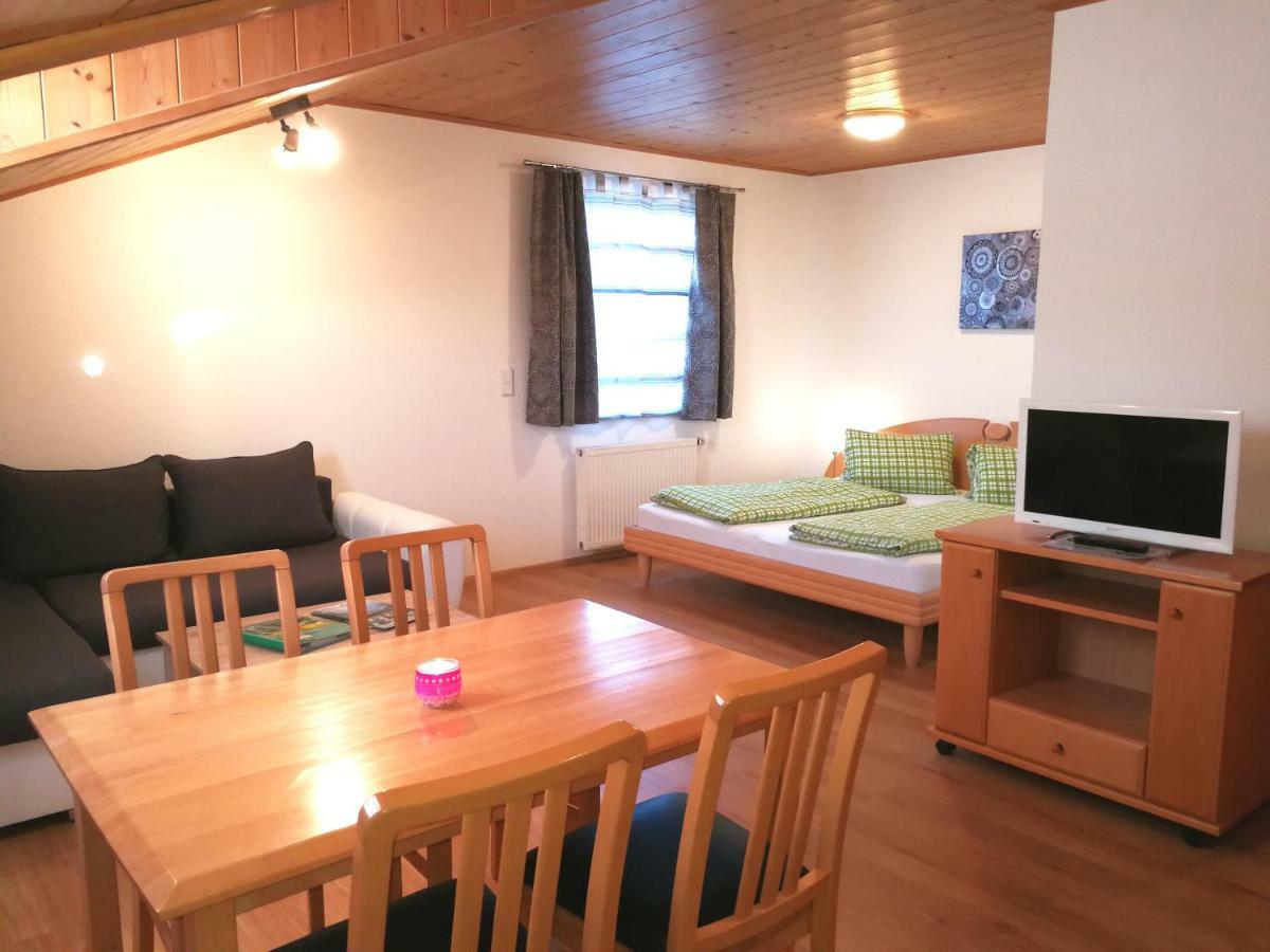 Schusterbauer Villa Koppl Luaran gambar